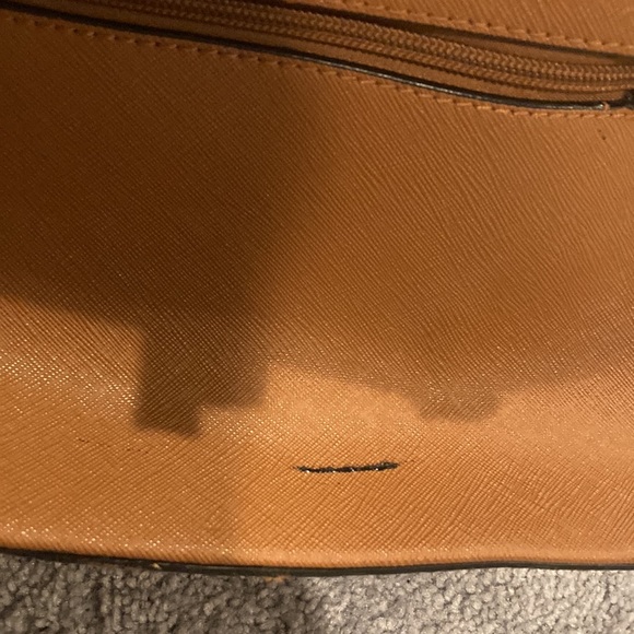 Kate Spade Leather Handbag! - Picture 4 of 13